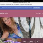 CatrinaCosta Signup Form